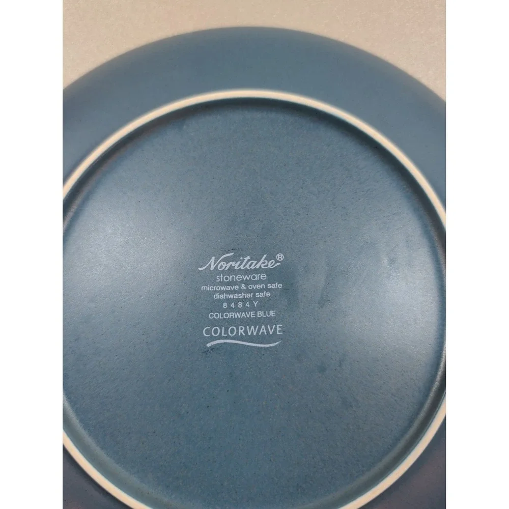 Noritake Colorwave Blue Stoneware Plates Set of 2‎ Dinner Salad Coupe 8484Y
